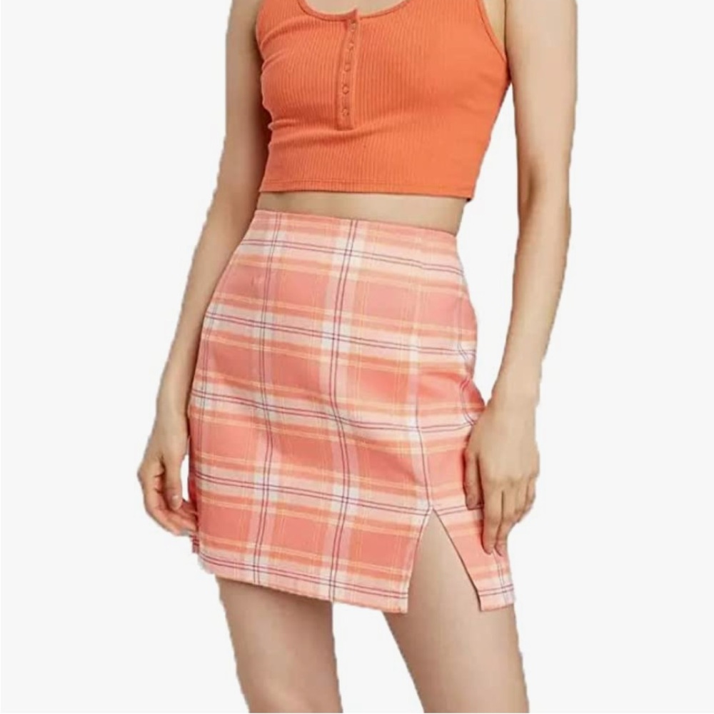 NWT Women's Notch Front A-Line Mini Skirt Wild Fable Coral White Plaid Size 2